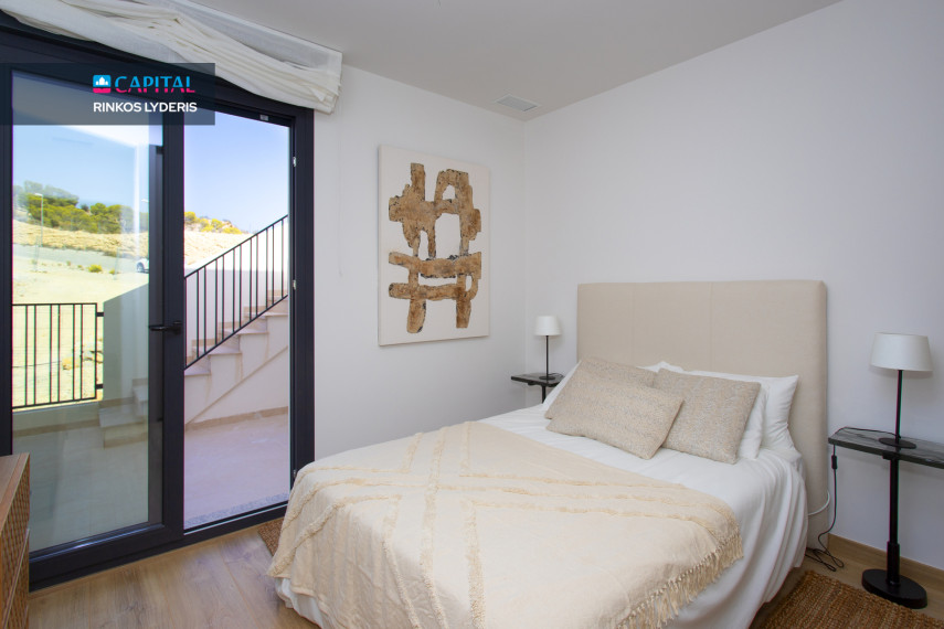 Parduodamas namas Calle E Sector Ubz-6 13 , 171.00 kv.m ploto,  Floors 11