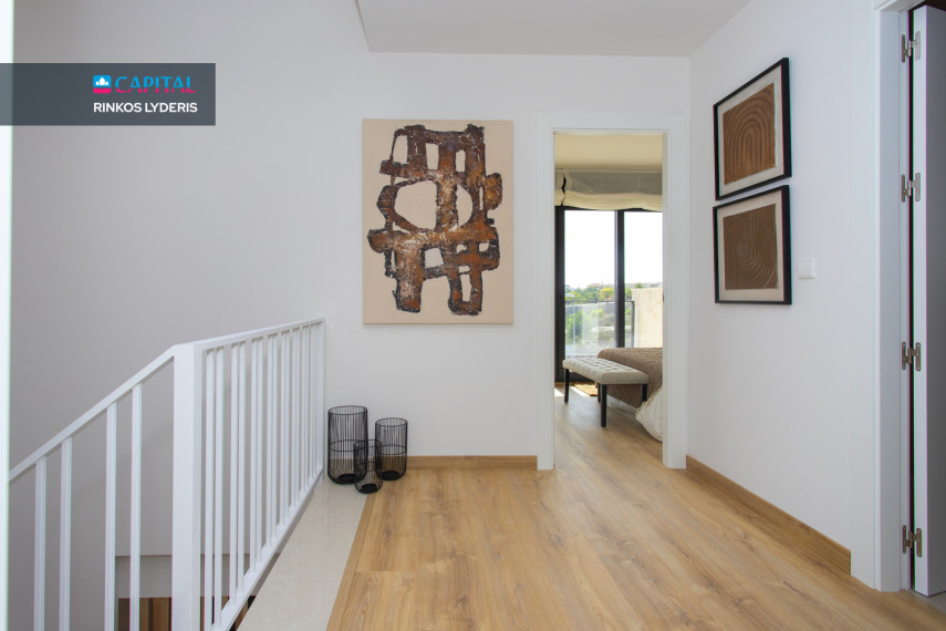 Parduodamas namas Calle E Sector Ubz-6 13 , 171.00 kv.m ploto,  Floors 13