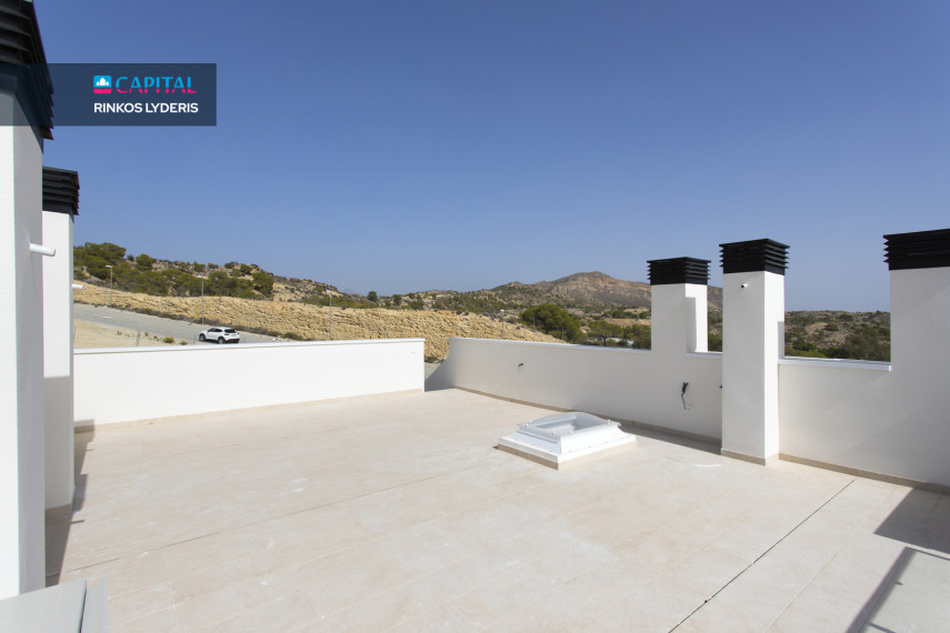 Parduodamas namas Calle E Sector Ubz-6 13 , 171.00 kv.m ploto,  Floors 18