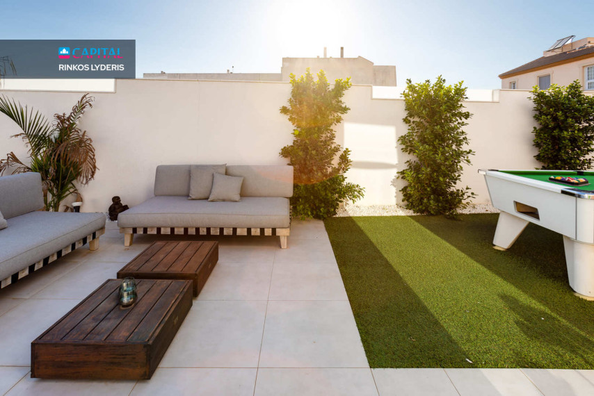 Parduodamas namas Calle Boyero 26 , 117.00 kv.m ploto,  Floors 6