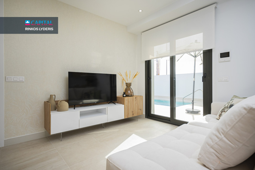 Parduodamas namas Calle Zv 54 1R , 167.00 kv.m ploto,  Floors 9