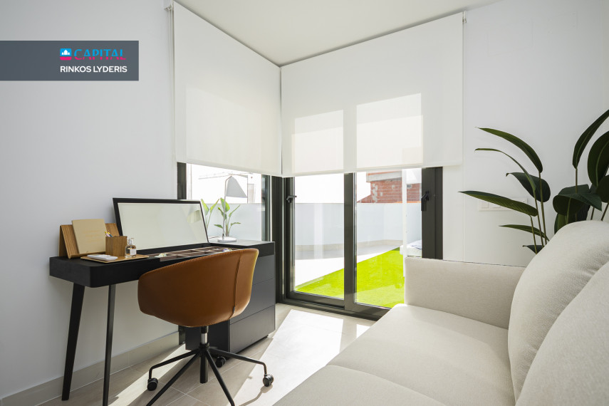 Parduodamas namas Calle Zv 54 1R , 167.00 kv.m ploto,  Floors 18