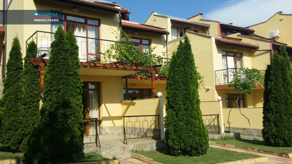Parduodamas 2 kambarių, 64 kv.m ploto butas Sveti Vlase 16