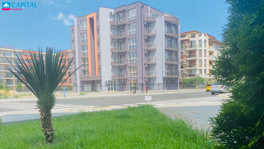 Parduodamas2 kambarių, 45 kv.m ploto butas Saulėtame Krante 10