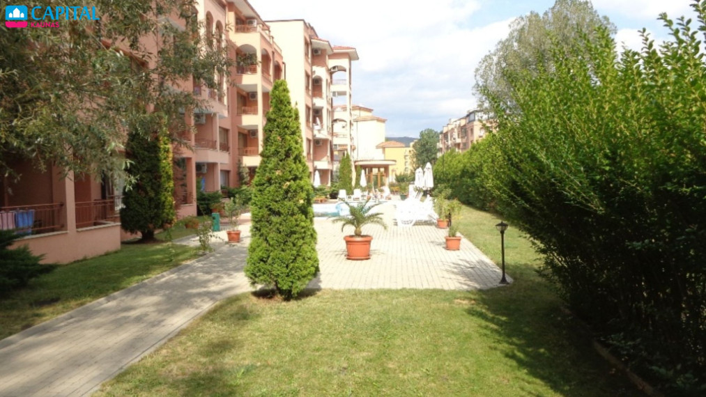 Parduodamas 2 kambarių, 62 kv.m ploto  butas Saulėto Kranto kvartale Čaika 2