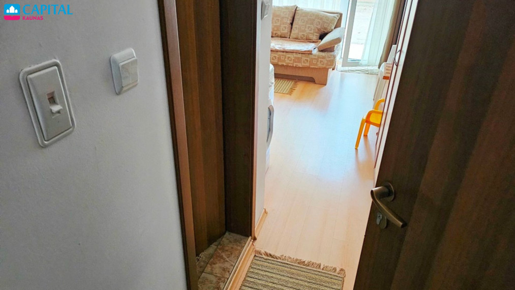Parduodamas 1 kambario, 28 kv.m ploto butas Tankovo 10