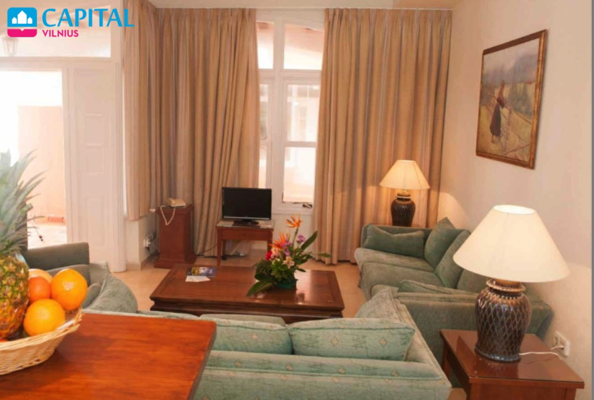 Parduodamas pelningai veikiantis 25 apartamentų Beach Club viešbutis, Ispanijoje 9