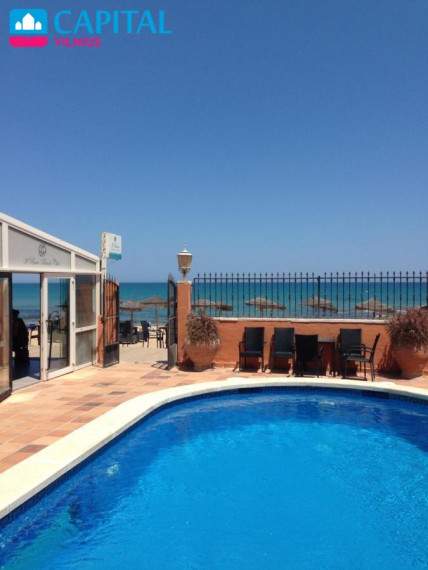 Parduodamas pelningai veikiantis 25 apartamentų Beach Club viešbutis, Ispanijoje 18