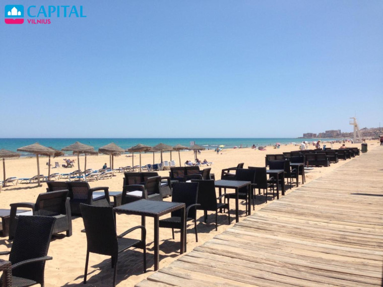 Parduodamas pelningai veikiantis 25 apartamentų Beach Club viešbutis, Ispanijoje 20