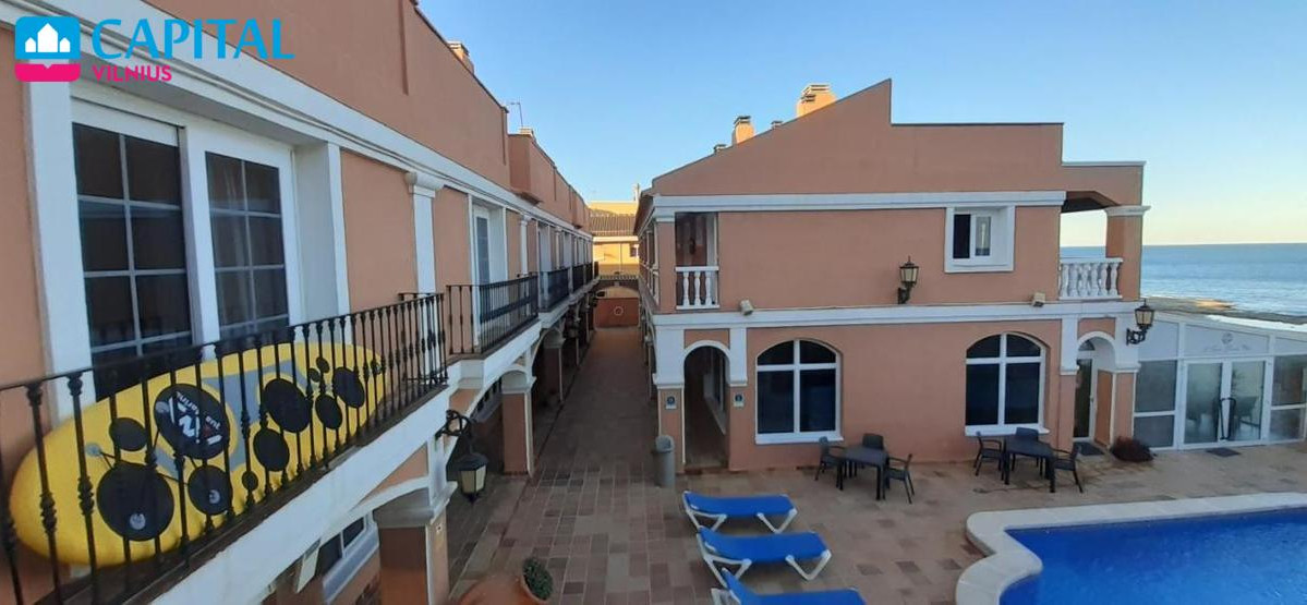 Parduodamas pelningai veikiantis 25 apartamentų Beach Club viešbutis, Ispanijoje 31