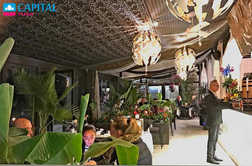 Parduodamas pelningai veikiantis 25 apartamentų Beach Club viešbutis, Ispanijoje 34