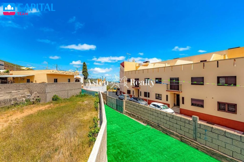 Parduodamas namas Calle de Fermín Pérez, 11A , 121.00 kv.m ploto,  Floors 31