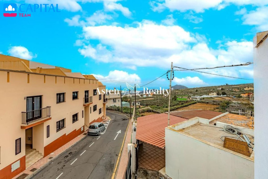 Parduodamas namas Calle de Fermín Pérez, 11A , 121.00 kv.m ploto,  Floors 36