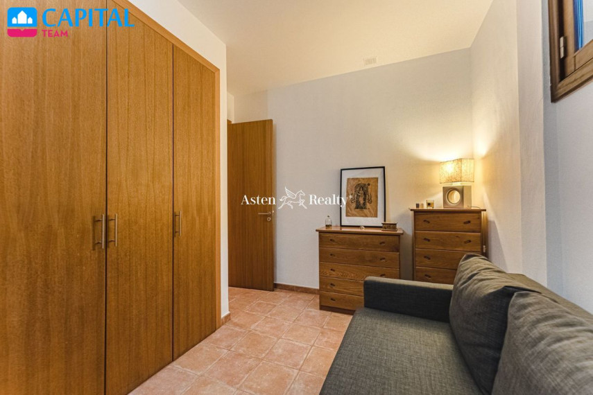 Parduodamas namas Calle Tenerife, 9 , 194.00 kv.m ploto,  Floors 20