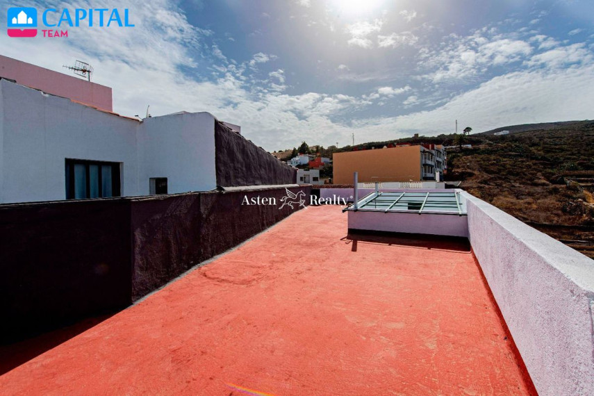 Parduodamas namas Calle de Pedro González Gómez, 10 , 178.00 kv.m ploto,  Floors 35