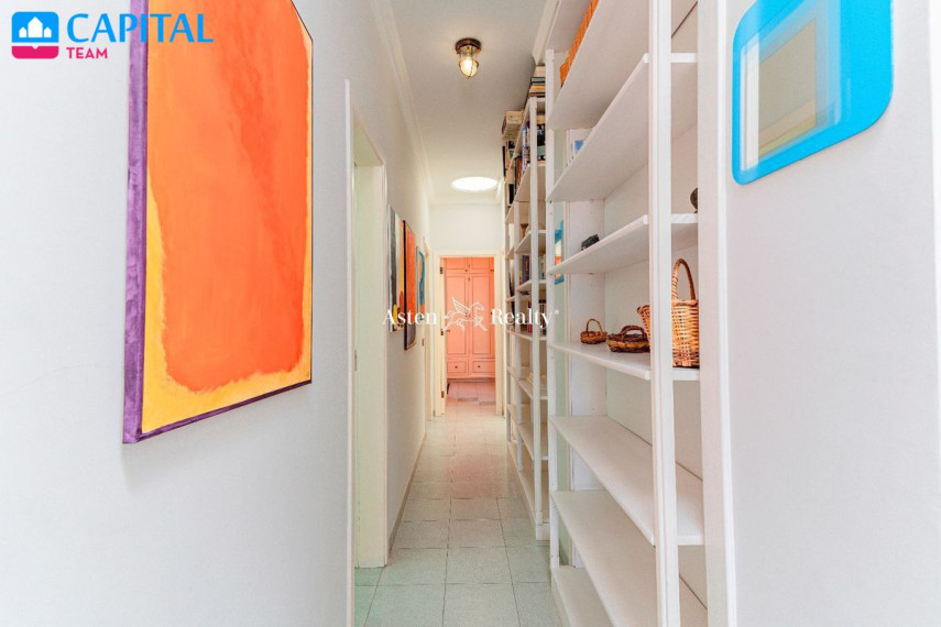 Parduodamas namas Calle La Palmera, 5 , 560.00 kv.m ploto,  Floors 18