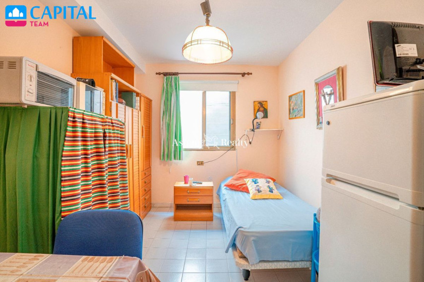 Parduodamas namas Calle La Palmera, 5 , 560.00 kv.m ploto,  Floors 27