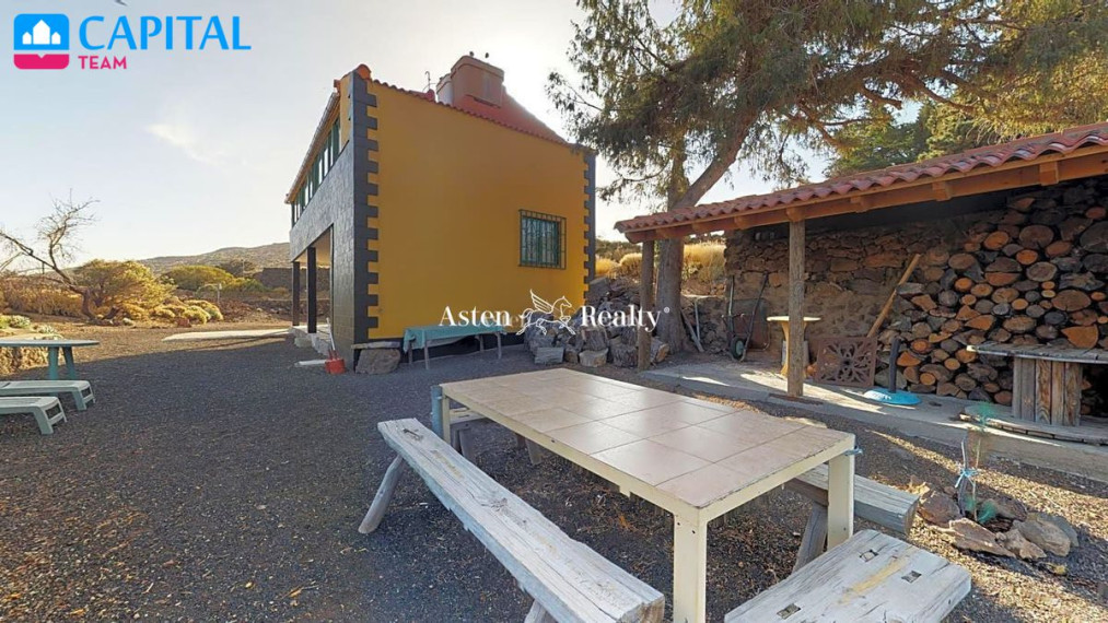 Parduodamas namas Lugar el Portillo de la Villa, 31 , 127.00 kv.m ploto,  Floors 6