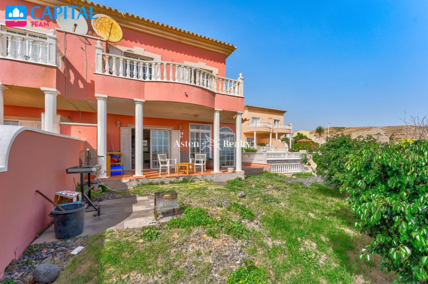 Parduodamas namas Calle Girasol, 7 , 233.00 kv.m ploto,  Floors 6
