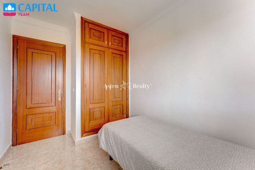 Parduodamas namas Calle de Mencey Anaga, 26-3 , 129.00 kv.m ploto,  Floors 16