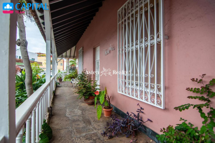 Parduodamas namas Calle Suiza, 6 , 566.00 kv.m ploto,  Floors 48