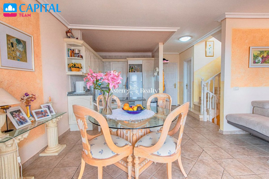 Parduodamas namas Calle Tahona, 1 , 245.00 kv.m ploto,  Floors 9
