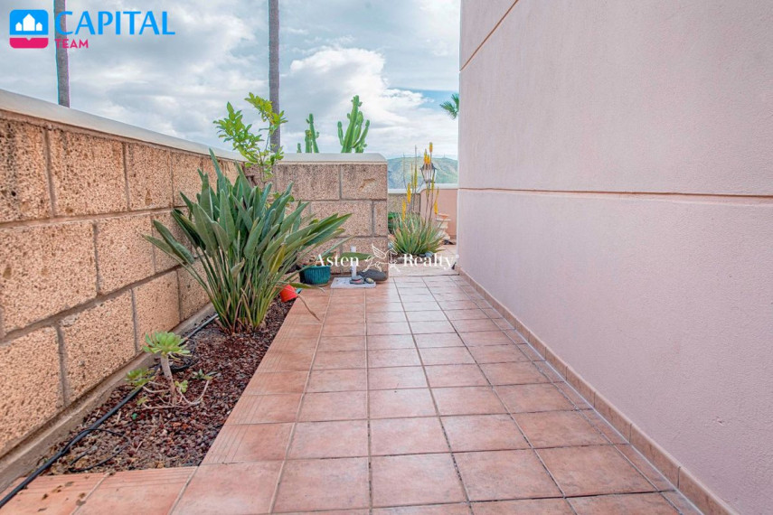 Parduodamas namas Calle Tahona, 1 , 245.00 kv.m ploto,  Floors 16