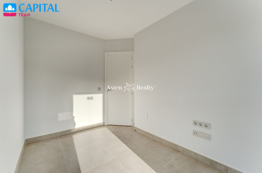 Parduodamas namas Avenida del Mar Adriático , 155.00 kv.m ploto,  Floors 22