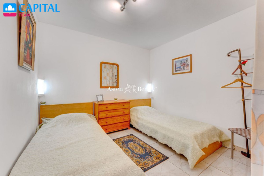 Parduodamas namas Calle La Carnada, 16 , 614.00 kv.m ploto,  Floors 44