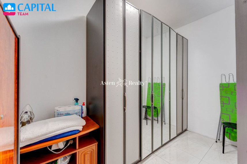 Parduodamas namas Calle La Carnada, 16 , 614.00 kv.m ploto,  Floors 45
