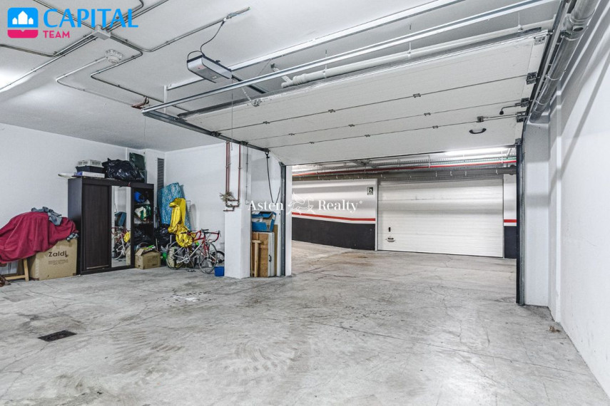 Parduodamas namas Calle Envolvente, 2 , 246.00 kv.m ploto,  Floors 34
