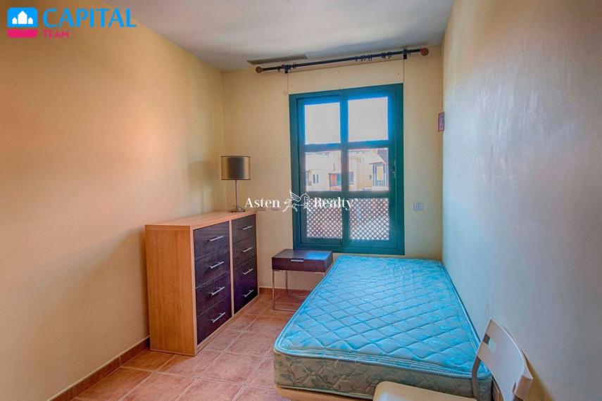 Parduodamas namas Calle Trasera de San Blas, 101 , 180.00 kv.m ploto,  Floors 22
