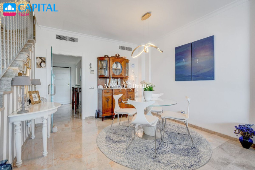Parduodamas namas Calle Virgen del Carmen, 21 , 172.00 kv.m ploto,  Floors 15