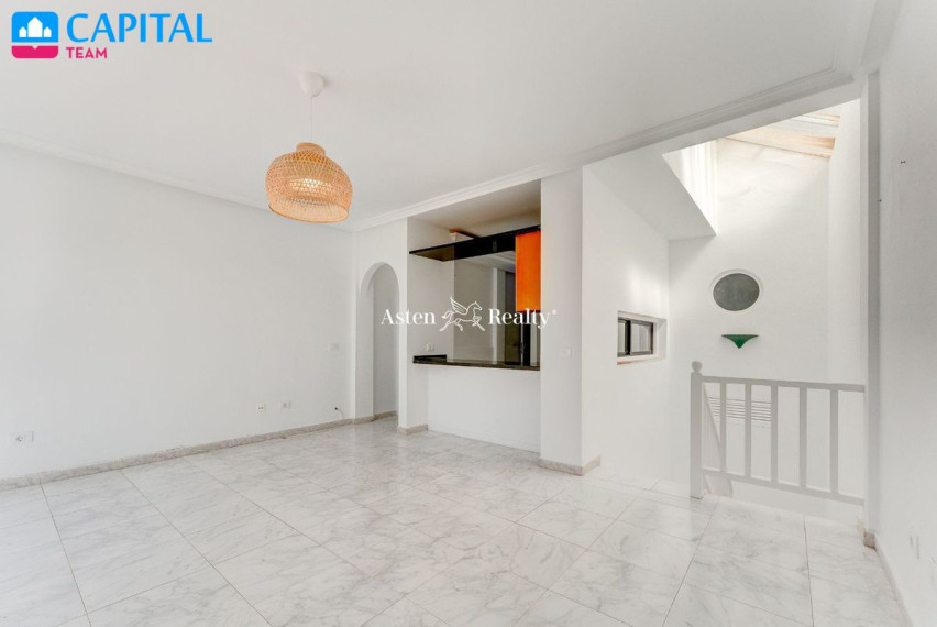 Parduodamas namas Calle Cardones, 2 , 138.00 kv.m ploto,  Floors 14