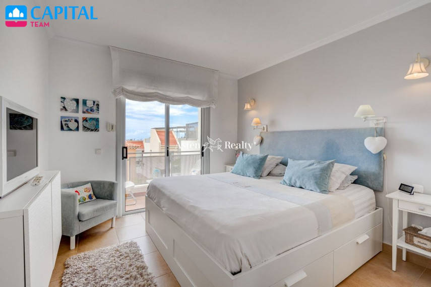 Parduodamas namas Avenida Marítima Puerto de Santiago, 20 , 292.00 kv.m ploto,  Floors 10