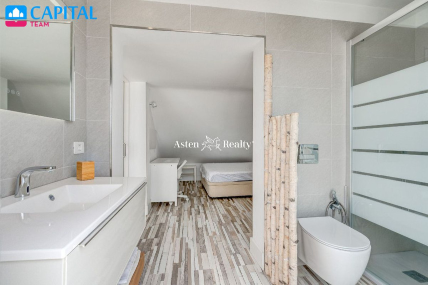 Parduodamas namas Avenida Marítima Puerto de Santiago, 20 , 292.00 kv.m ploto,  Floors 24