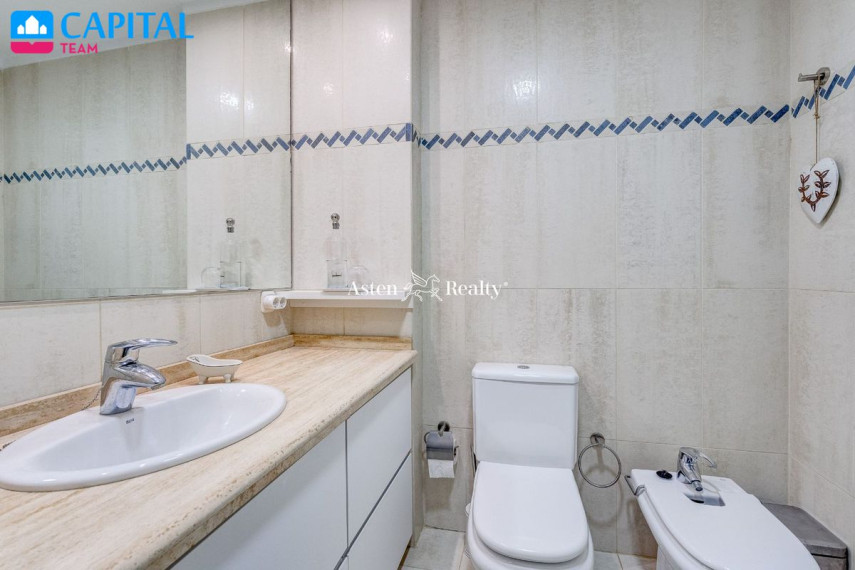 Parduodamas namas Avenida Marítima Puerto de Santiago, 20 , 292.00 kv.m ploto,  Floors 25
