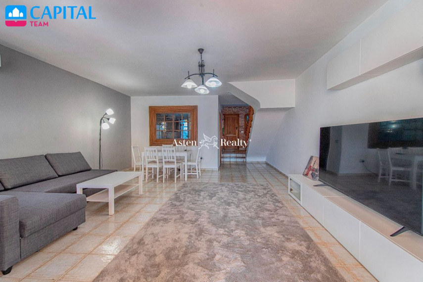 Parduodamas namas Calle Tinguafaya, 40 , 160.00 kv.m ploto,  Floors 2
