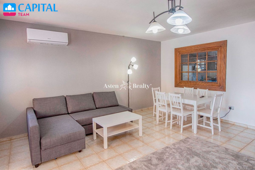 Parduodamas namas Calle Tinguafaya, 40 , 160.00 kv.m ploto,  Floors 3