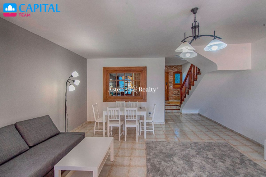 Parduodamas namas Calle Tinguafaya, 40 , 160.00 kv.m ploto,  Floors 7