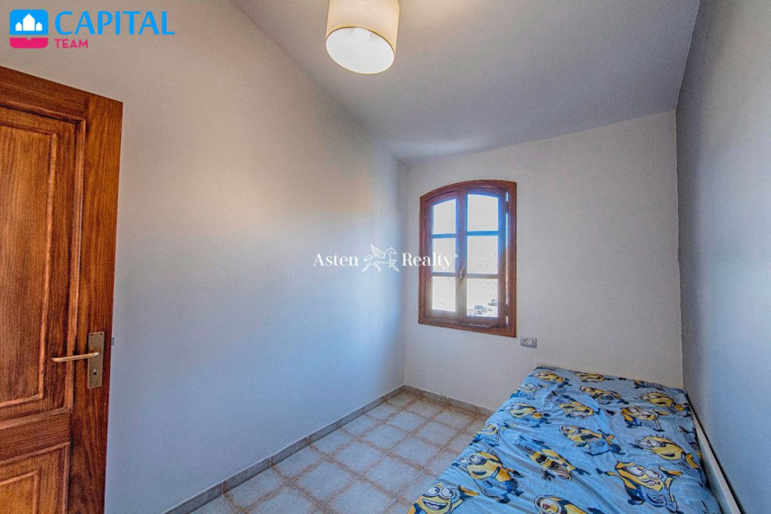Parduodamas namas Calle Tinguafaya, 40 , 160.00 kv.m ploto,  Floors 25