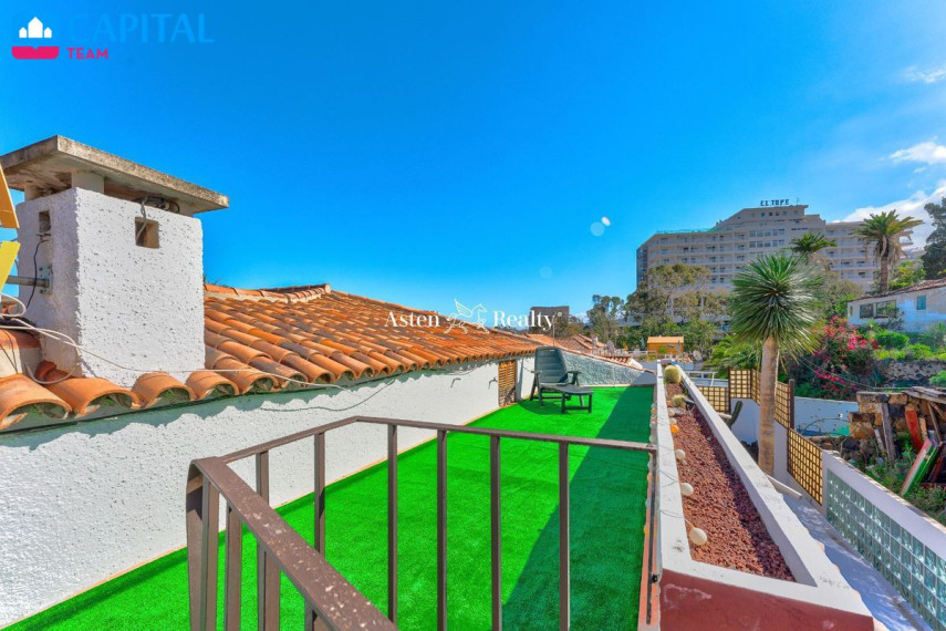 Parduodamas namas Calle Iriarte, 50 , 210.00 kv.m ploto,  Floors 32