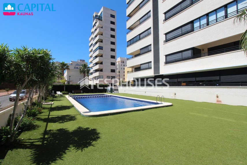 Parduodamas butas Calle de Mestre Celestino Verdú Pérez, 5 , 135.00 kv.m ploto, 3 kambariai 9