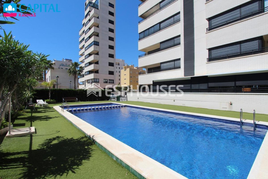 Parduodamas butas Calle de Mestre Celestino Verdú Pérez, 5 , 135.00 kv.m ploto, 3 kambariai 10