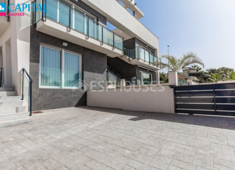 Parduodamas butas Calle Caridad Soler Durá, 12 , 79.00 kv.m ploto, 2 kambariai Parduodamas butas Calle Caridad Soler Durá, 12 , 79.00 kv.m ploto, 2 kambariai