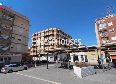 Parduodamas butas Calle de Crevillente, 21 , 90.00 kv.m ploto, 3 kambariai Parduodamas butas Calle de Crevillente, 21 , 90.00 kv.m ploto, 3 kambariai