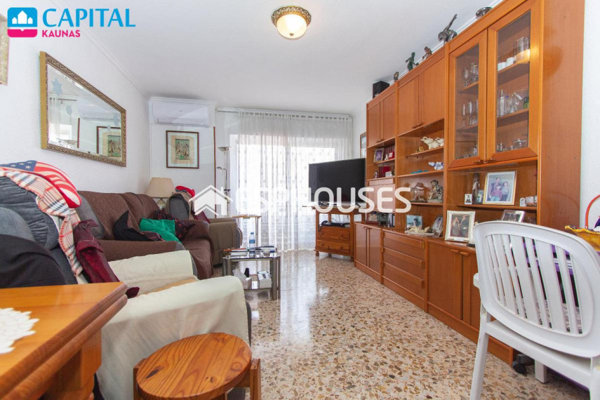 Parduodamas butas Calle de Crevillente, 21 , 90.00 kv.m ploto, 3 kambariai 4