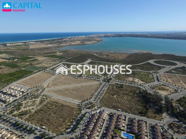 Parduodamas butas Calle El Cantauesso, 3 , 74.00 kv.m ploto, 2 kambariai 3