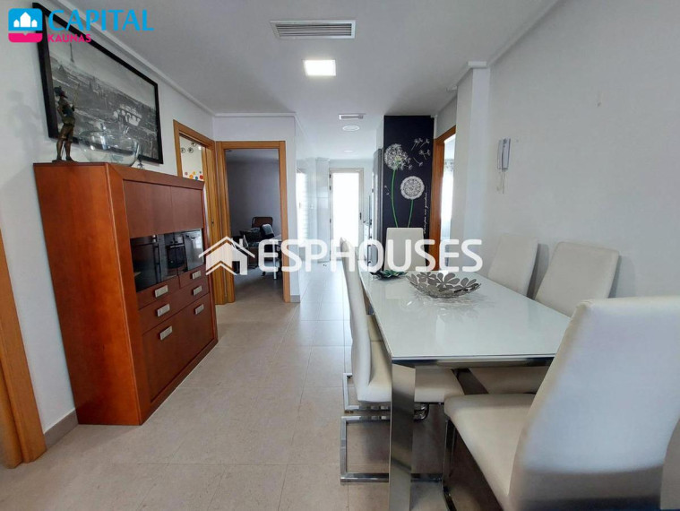 Parduodamas butas Calle de Arpón, 53 , 130.00 kv.m ploto, 4 kambariai 22