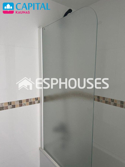 Parduodamas butas Calle de Llevant, 1 , 134.00 kv.m ploto, 3 kambariai 17